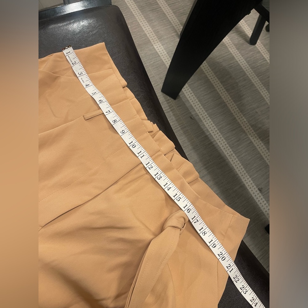 NWT Fashion to Figure - High Rise Wide Leg Paperbag Pants, 2X - Picture 10 of 12
